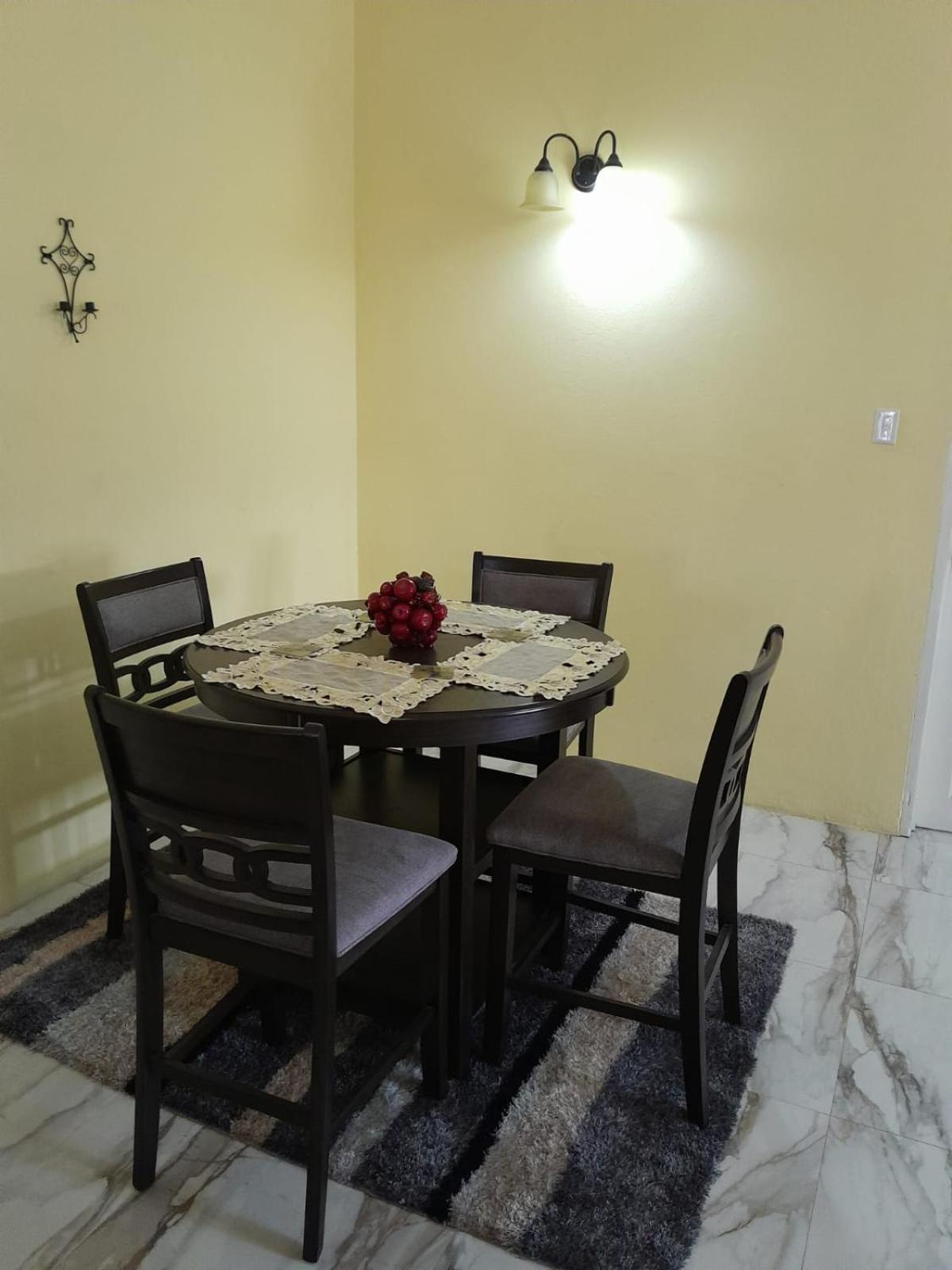 Jamaica Oasis Suite Portmore Buitenkant foto