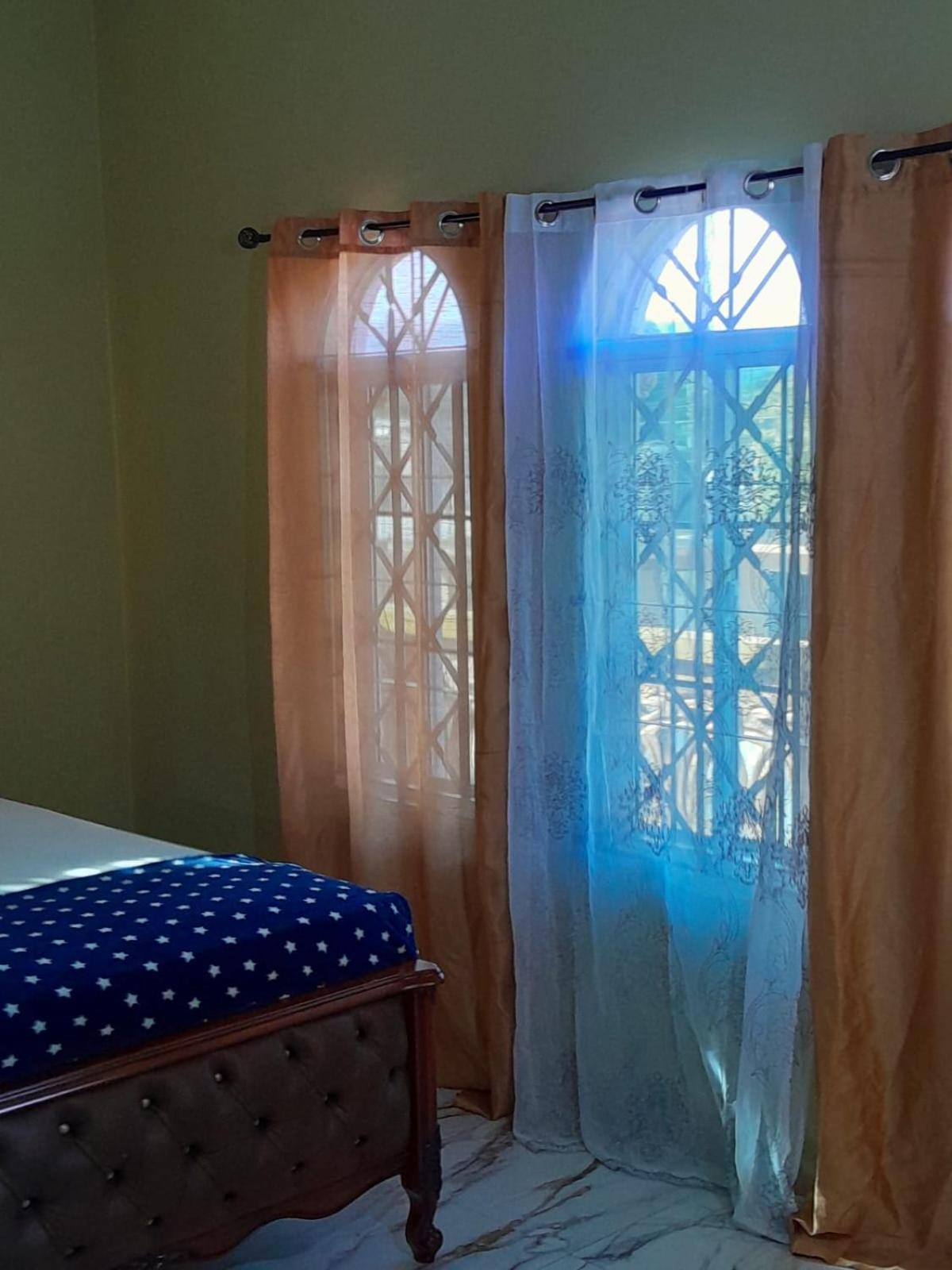Jamaica Oasis Suite Portmore Buitenkant foto